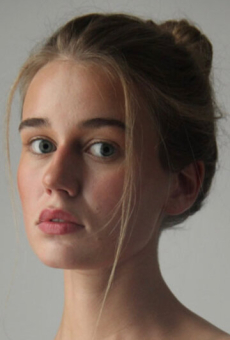 Ясмина Хоуф