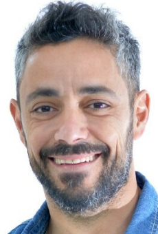 Джордж Искандар